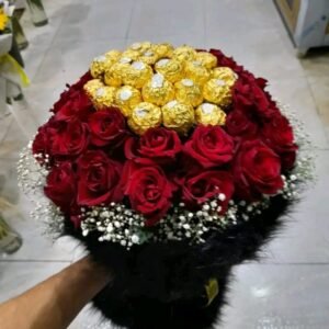 بوكس جوري احمر وبيبي فلاور وشوكولا فيريرو روشيه