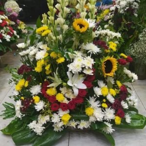 بوكيه استاند عباد شمس وكرازنتم وجوري احمر