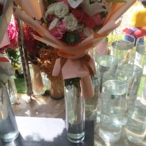 بوكيه هاند بليليم وجوري ابيض وروز بلفه روز