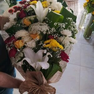 بوكيه هاند جوري احمر وليليم وكرازنتم