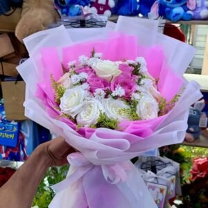 بوكيه هاند ورد جوري ابيض وبينك